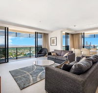 Luxury 3 Bedroom in heart of Broadbeach - Accommodation Coffs Harbour