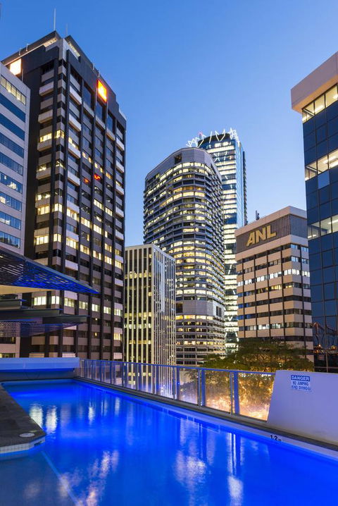 Oaks Brisbane Aurora Suites - Accommodation Coffs Harbour 9
