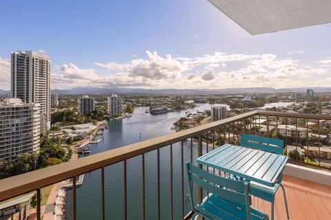 Vibe Hotel Gold Coast - Accommodation Coffs Harbour 5