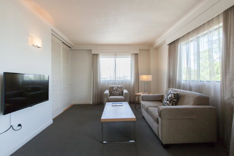 Central Cosmo Apartment Hotel - Accommodation Coffs Harbour 5