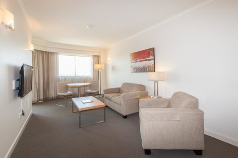 Central Cosmo Apartment Hotel - Accommodation Coffs Harbour 16