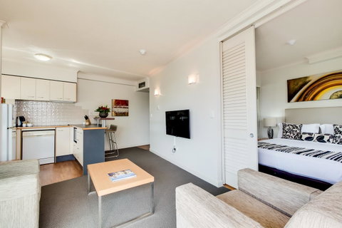 Central Cosmo Apartment Hotel - Accommodation Coffs Harbour 29