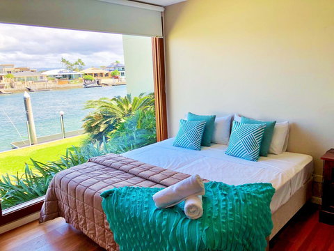 Riverfront Dream - Accommodation Coffs Harbour 32