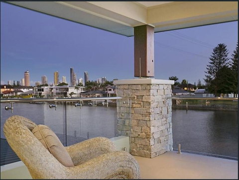 Riverfront Dream - Accommodation Coffs Harbour 10