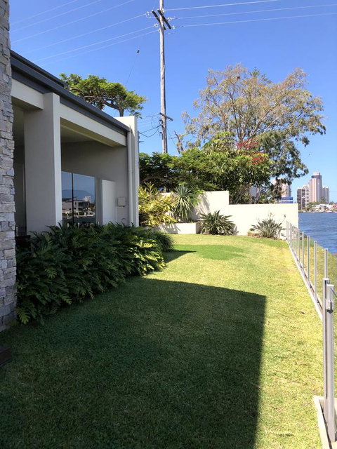 Riverfront Dream - Accommodation Coffs Harbour 34