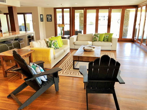 Riverfront Dream - Accommodation Coffs Harbour 8