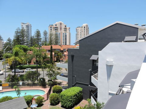 Grangewood Court Apartments - Accommodation Coffs Harbour 9