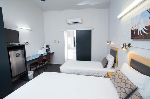 Downs Motel - Accommodation Coffs Harbour 31