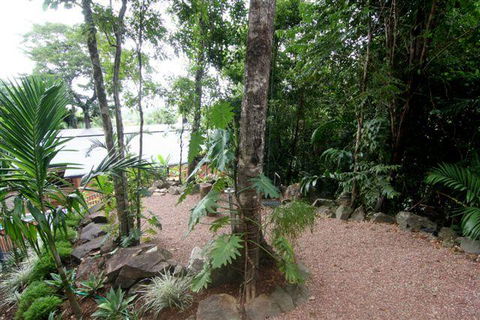 Cairns Rainforest Retreat - Accommodation Coffs Harbour 10
