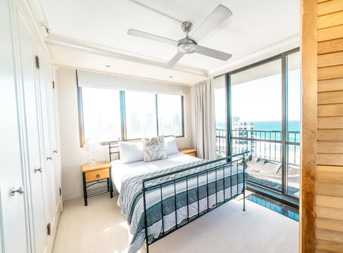 Capricorn One Beachside Holiday Apartments - Official - Accommodation Coffs Harbour 7