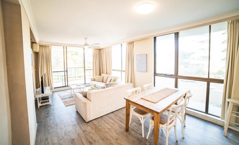 Capricorn One Beachside Holiday Apartments - Official - Accommodation Coffs Harbour 4