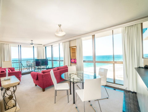 Capricorn One Beachside Holiday Apartments - Official - Accommodation Coffs Harbour 1