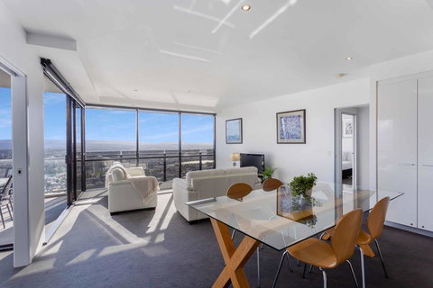 Holiday Holiday Circle On Cavill Apartments - Accommodation Coffs Harbour 21