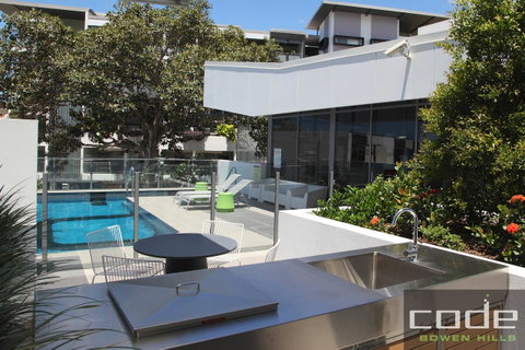 Code Apartments - Accommodation Coffs Harbour 20