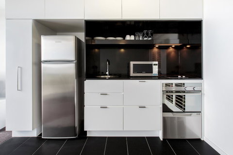 Code Apartments - Accommodation Coffs Harbour 37