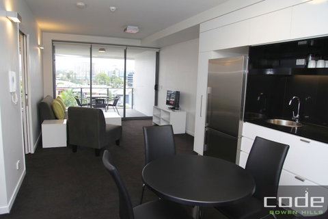 Code Apartments - Accommodation Coffs Harbour 35