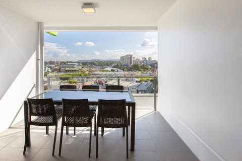 Code Apartments - Accommodation Coffs Harbour 23