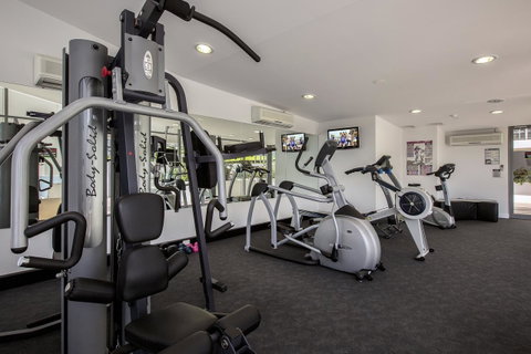 Code Apartments - Accommodation Coffs Harbour 6