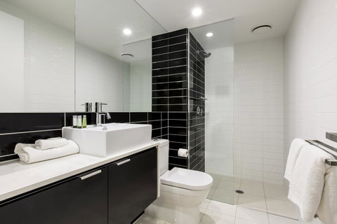 Code Apartments - Accommodation Coffs Harbour 32