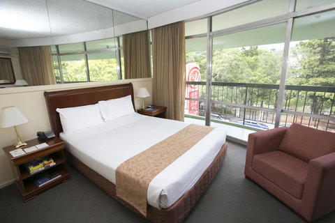 Madison Tower Mill Hotel - Accommodation Coffs Harbour 6