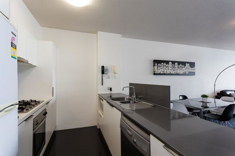 Oxygen Apartments - Accommodation Coffs Harbour 11