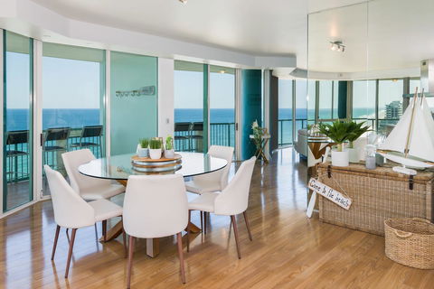 The Waterford On Main Beach - Accommodation Coffs Harbour 9