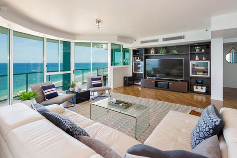 The Waterford On Main Beach - Accommodation Coffs Harbour 5