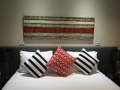 Calamvale Hotel Suites And Conference Centre - Accommodation Coffs Harbour 0