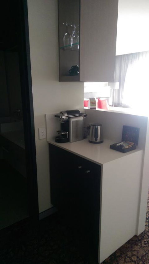 Calamvale Hotel Suites And Conference Centre - Accommodation Coffs Harbour 23
