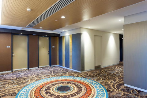 Calamvale Hotel Suites And Conference Centre - Accommodation Coffs Harbour 2