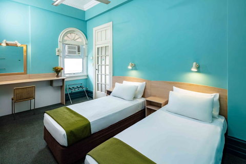 Hides Hotel - Accommodation Coffs Harbour 18