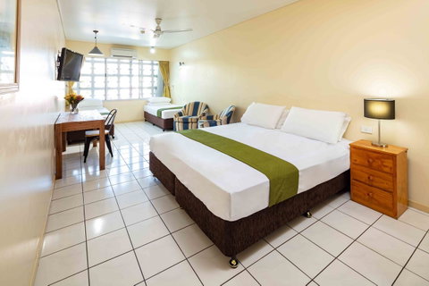 Hides Hotel - Accommodation Coffs Harbour 13