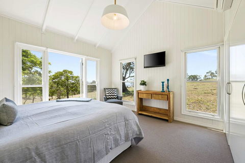 Hollow Tree Farm - Accommodation Coffs Harbour 3