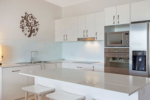 Wharf Apartment Unit 15 - Accommodation Coffs Harbour 1