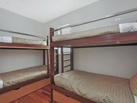 Whispers - Accommodation Coffs Harbour 1