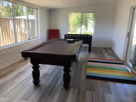 White Cottage - Accommodation Coffs Harbour 1