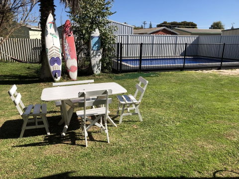 White Cottage - Accommodation Coffs Harbour 2