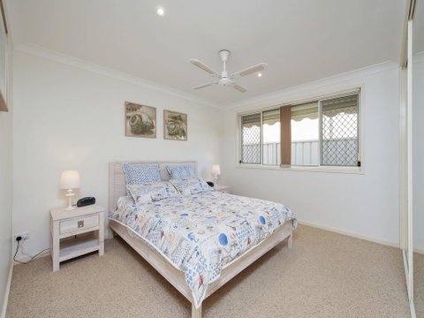 White Horses, 7A Achilles Street - Accommodation Coffs Harbour 3