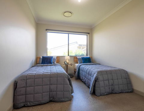Wilson Ave Unit 2, 13 Wilson Ave - Accommodation Coffs Harbour 2