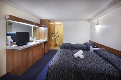 Windsor Lodge - Accommodation Coffs Harbour 2