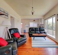 Wings and Waves - Accommodation Coffs Harbour