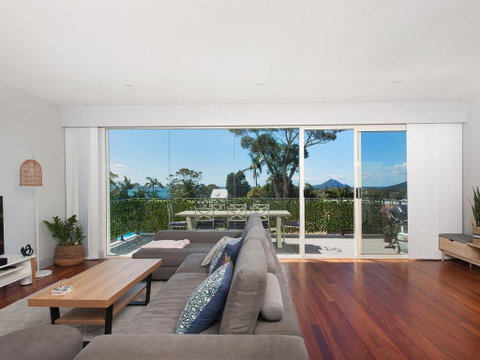 Wollomi Vues At Nelson Bay - Accommodation Coffs Harbour 2