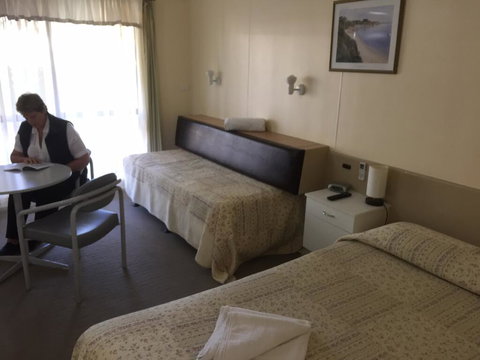 Woodmans Hill Motel - Accommodation Coffs Harbour 1