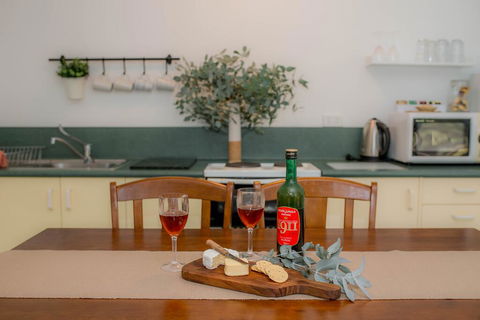 Woongara Cottage - Pet Friendly Country Retreat - Accommodation Coffs Harbour 2