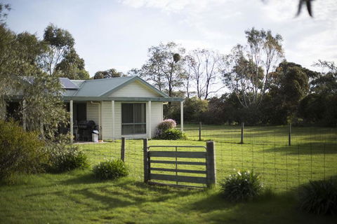 Woongara Cottage - Pet Friendly Country Retreat - Accommodation Coffs Harbour 0