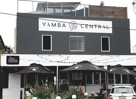Yamba Central Hotel And Backpackers - Accommodation Coffs Harbour 2