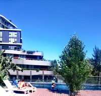 Yarra River Luxury 1BD Apartment - Accommodation Coffs Harbour