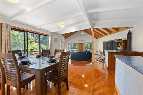 YARRABEE - The Perfect Getaway! - Accommodation Coffs Harbour 0
