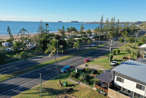 Yeppoon Beachhouse - Accommodation Coffs Harbour 0