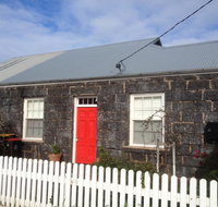 Young's Cottage - circa 1861 - Accommodation Coffs Harbour